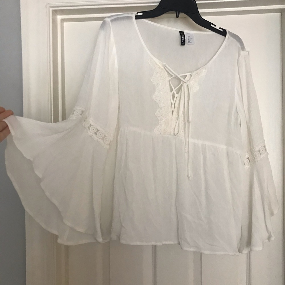 H&M Flowy Top - Picture 2 of 5